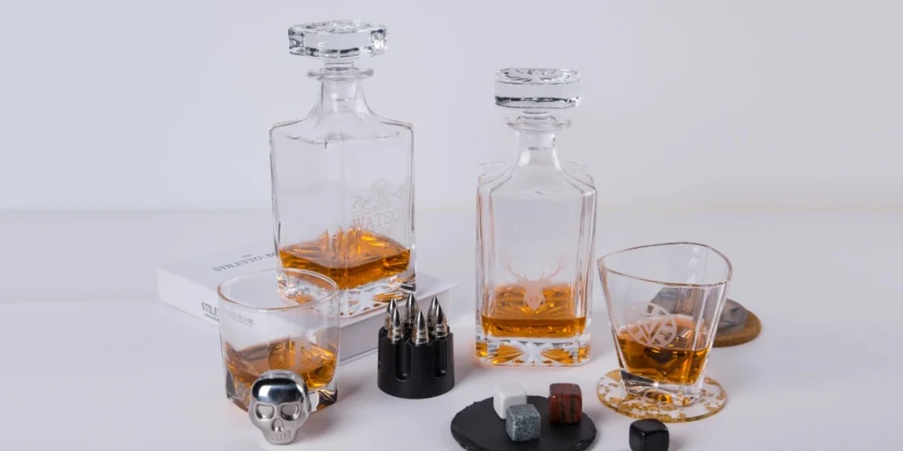 High precision laser engraving on square crystal decanter and whiskey glass with bullet and skull stones