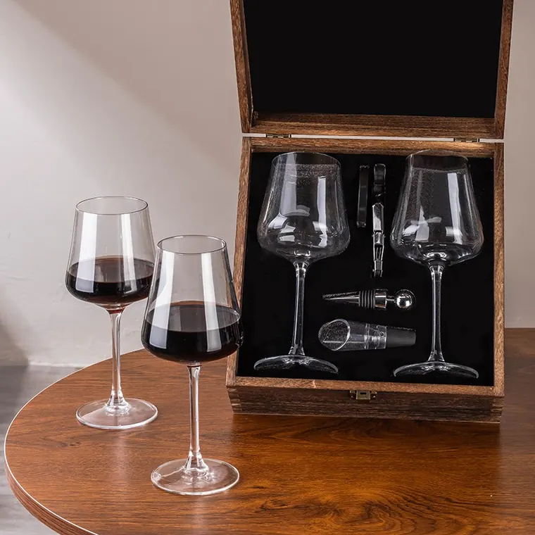 Wine glasses and wooden gift box direction